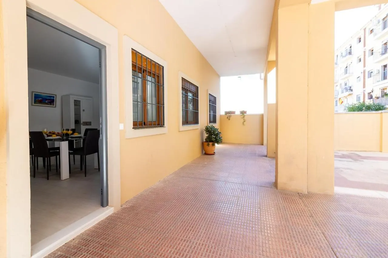 Santa Maria Freshapartments Malaga Apartment